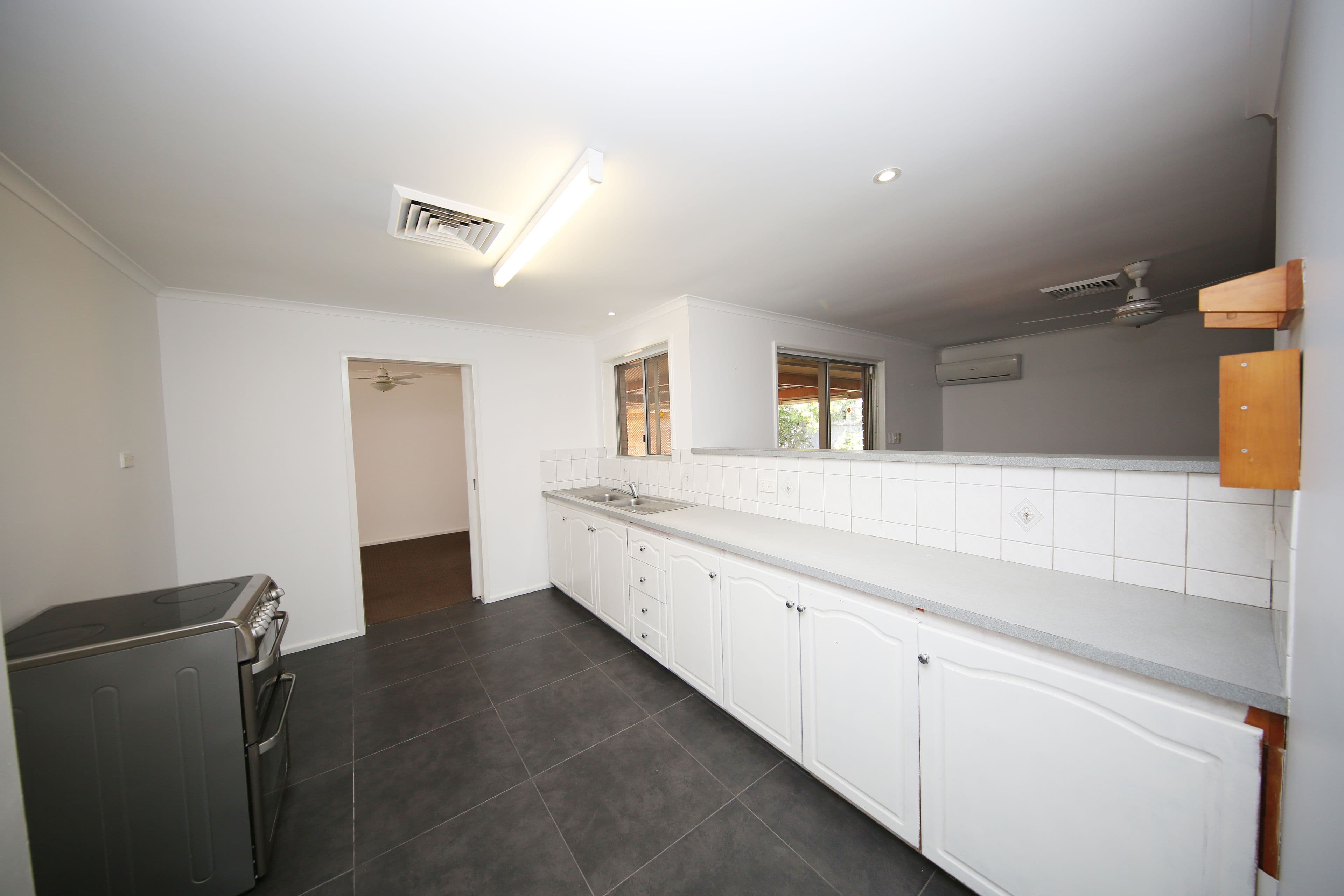 4 Atkinson Way, Millars Well WA 6714, Millars Well - Thumbnail 2