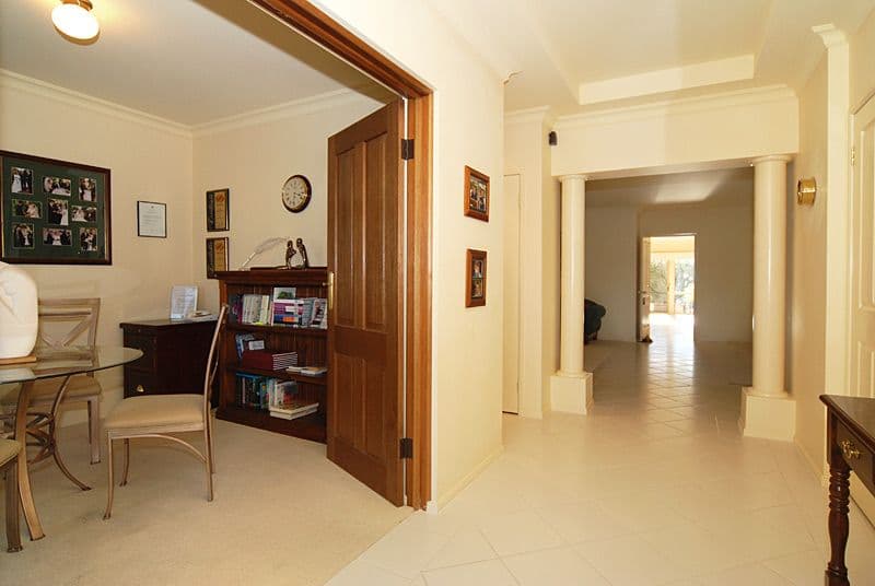 4 Glen Eyre Court, ABERFOYLE PARK SA 5159, Aberfoyle Park - Thumbnail 2