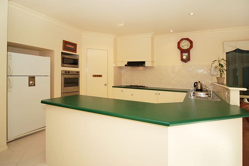 4 Glen Eyre Court, ABERFOYLE PARK SA 5159, Aberfoyle Park - Thumbnail 6