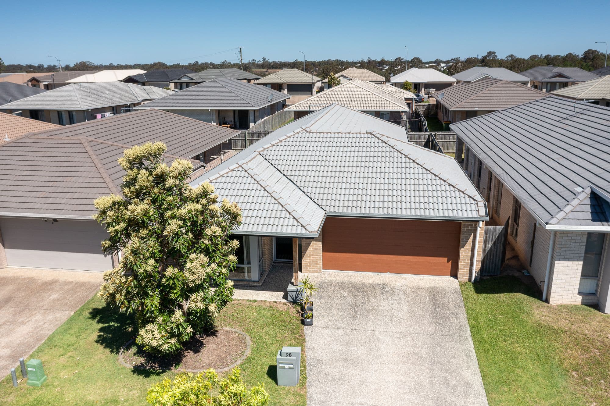 98 Picnic Creek Drive, Coomera QLD 4209, Coomera - Thumbnail 2