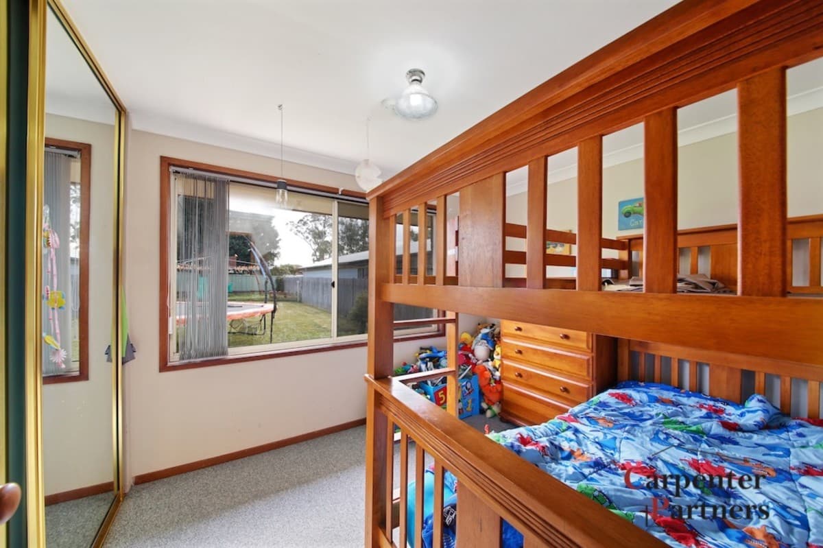 30 Wellington Street, BUXTON, Buxton - Image 1