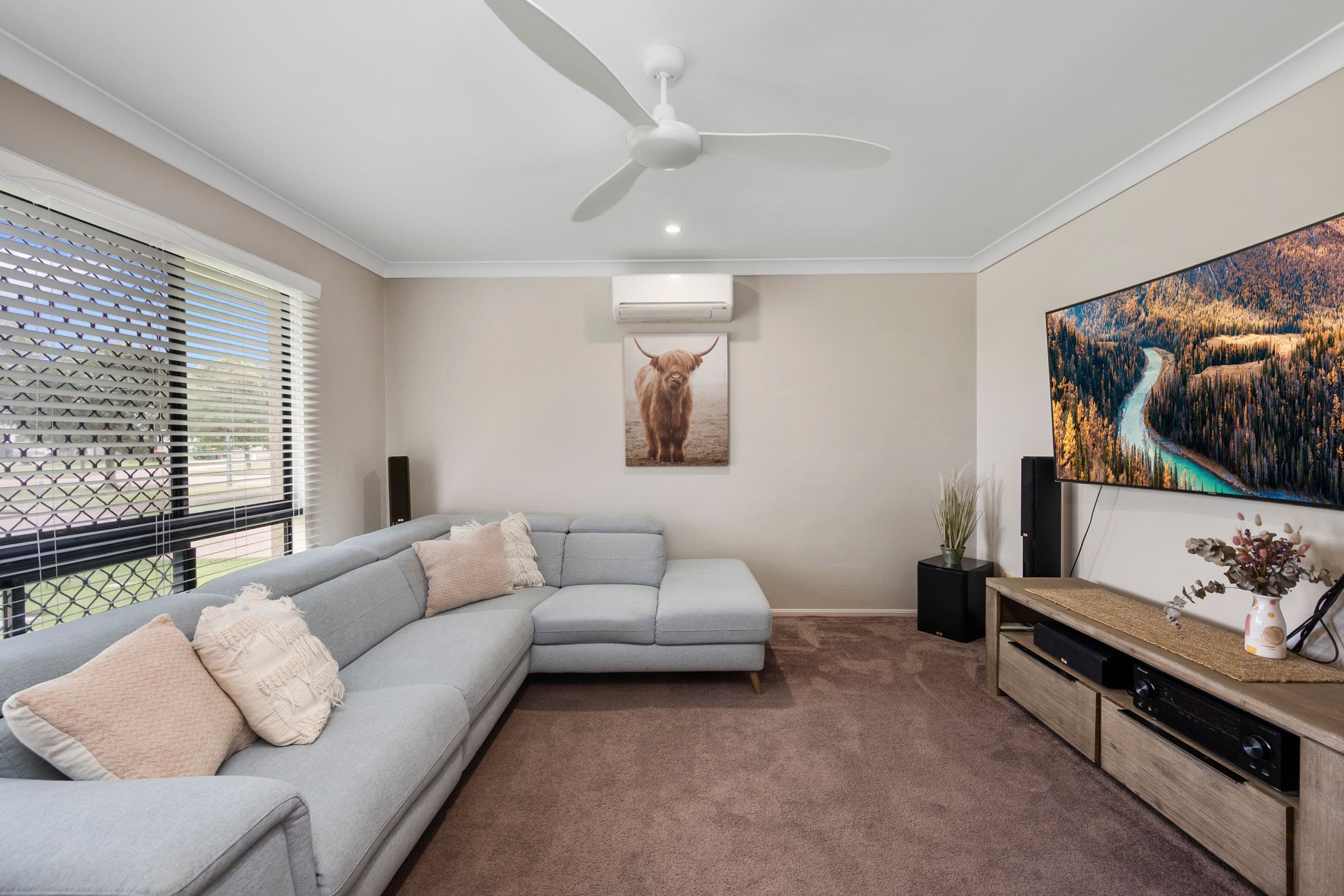8 Carholm Court, Kirwan QLD 4817, Kirwan - Thumbnail 2