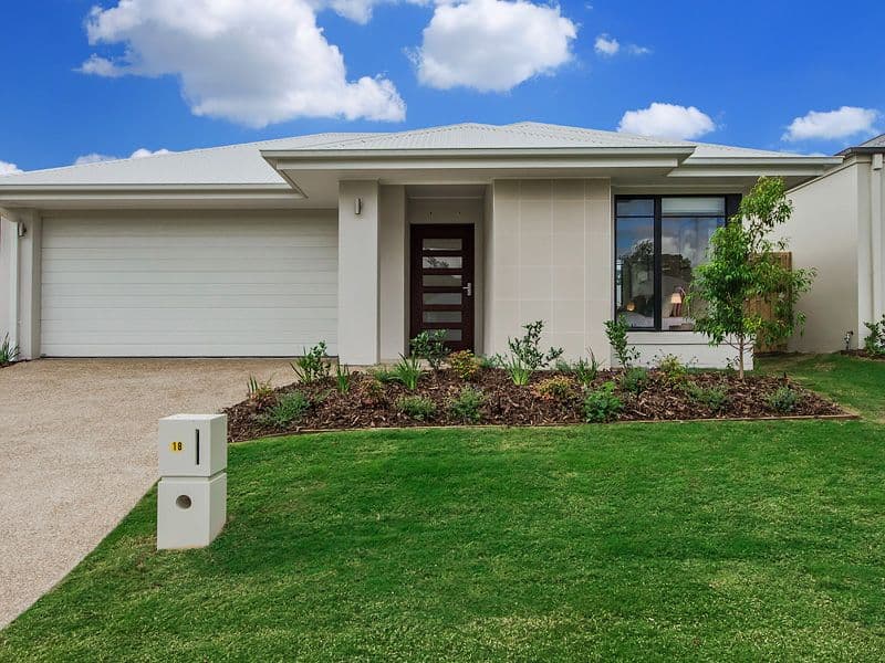 18 Sunwood Crescent, MAUDSLAND QLD 4210, Maudsland - Thumbnail 2