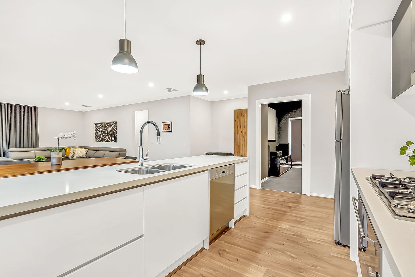 6 Dickens Street, Craigieburn VIC 3064, Craigieburn - Thumbnail 7