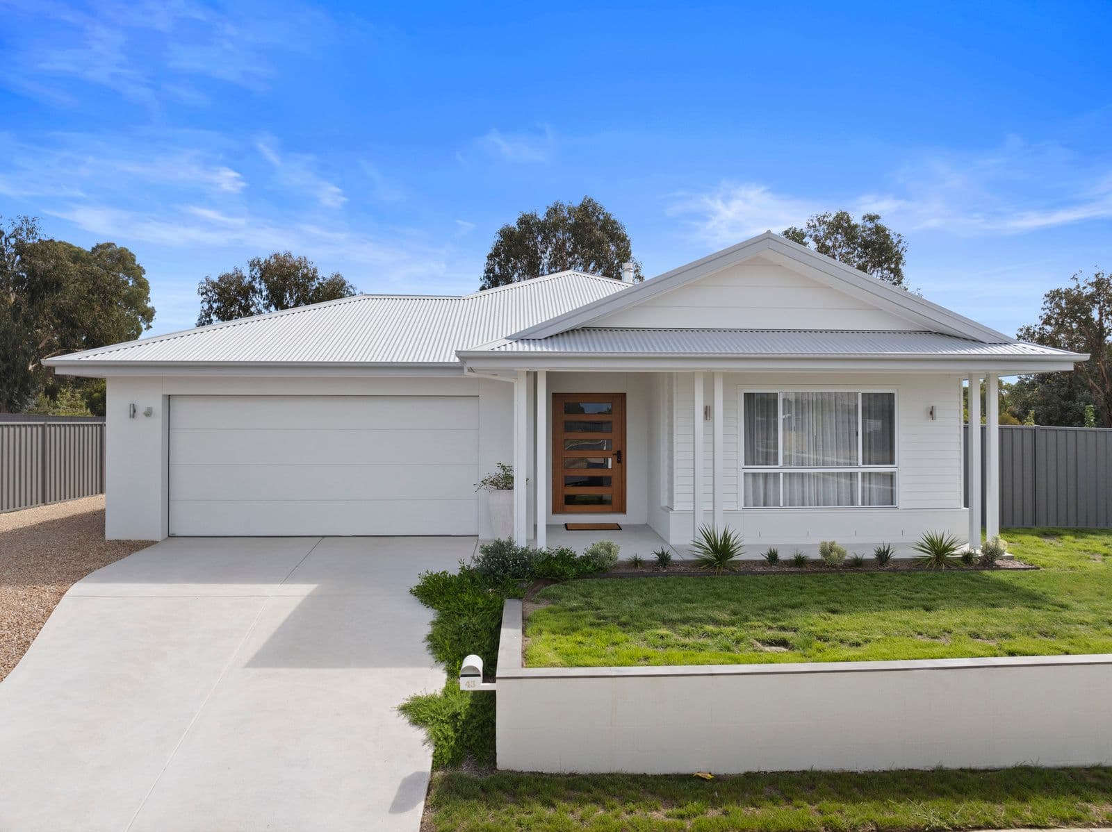 43 Williams Drive, Mansfield VIC 3722, Mansfield - Image 1