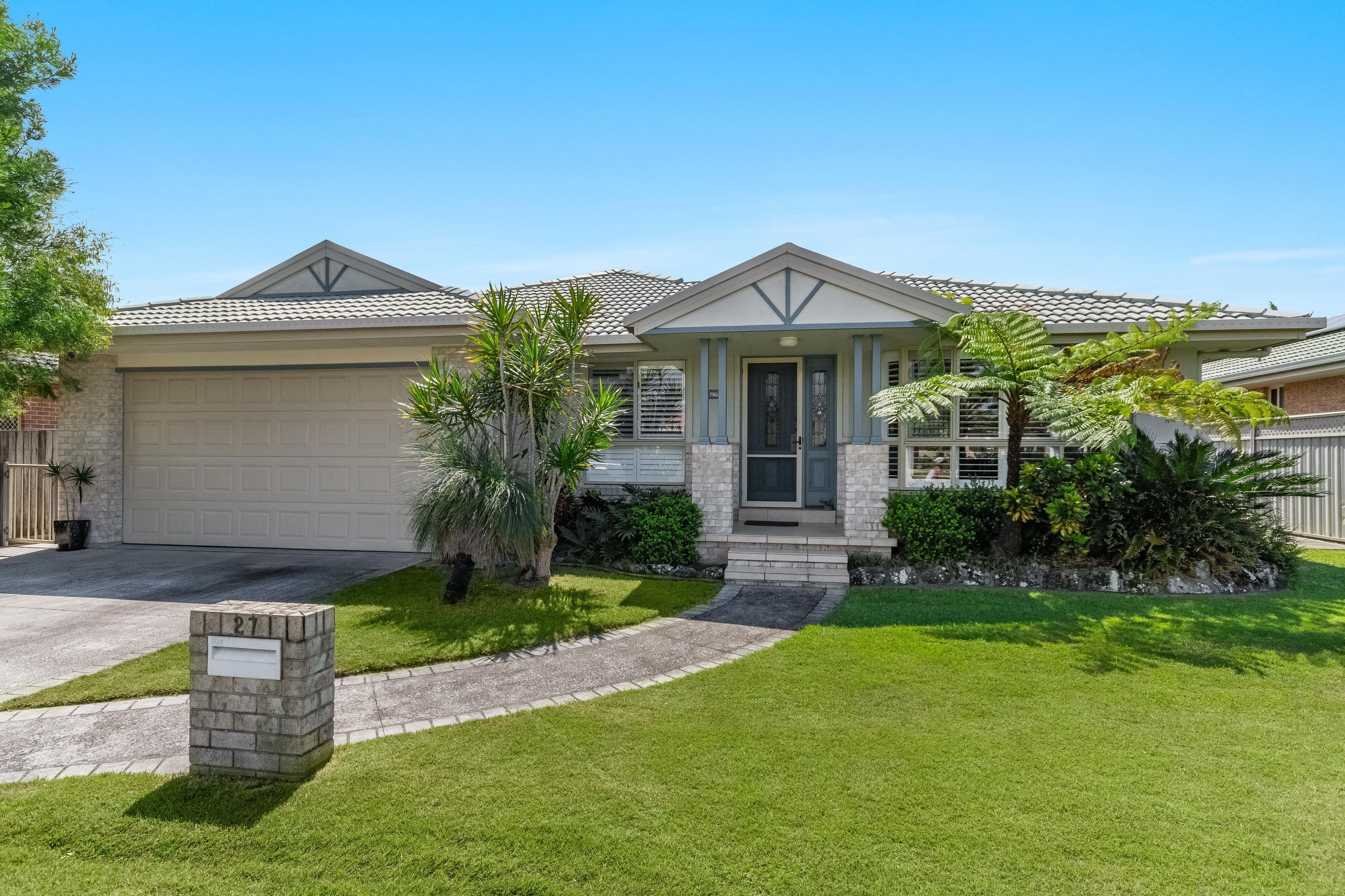 27 Gumnut Road, Yamba NSW 2464, Yamba - Image 1