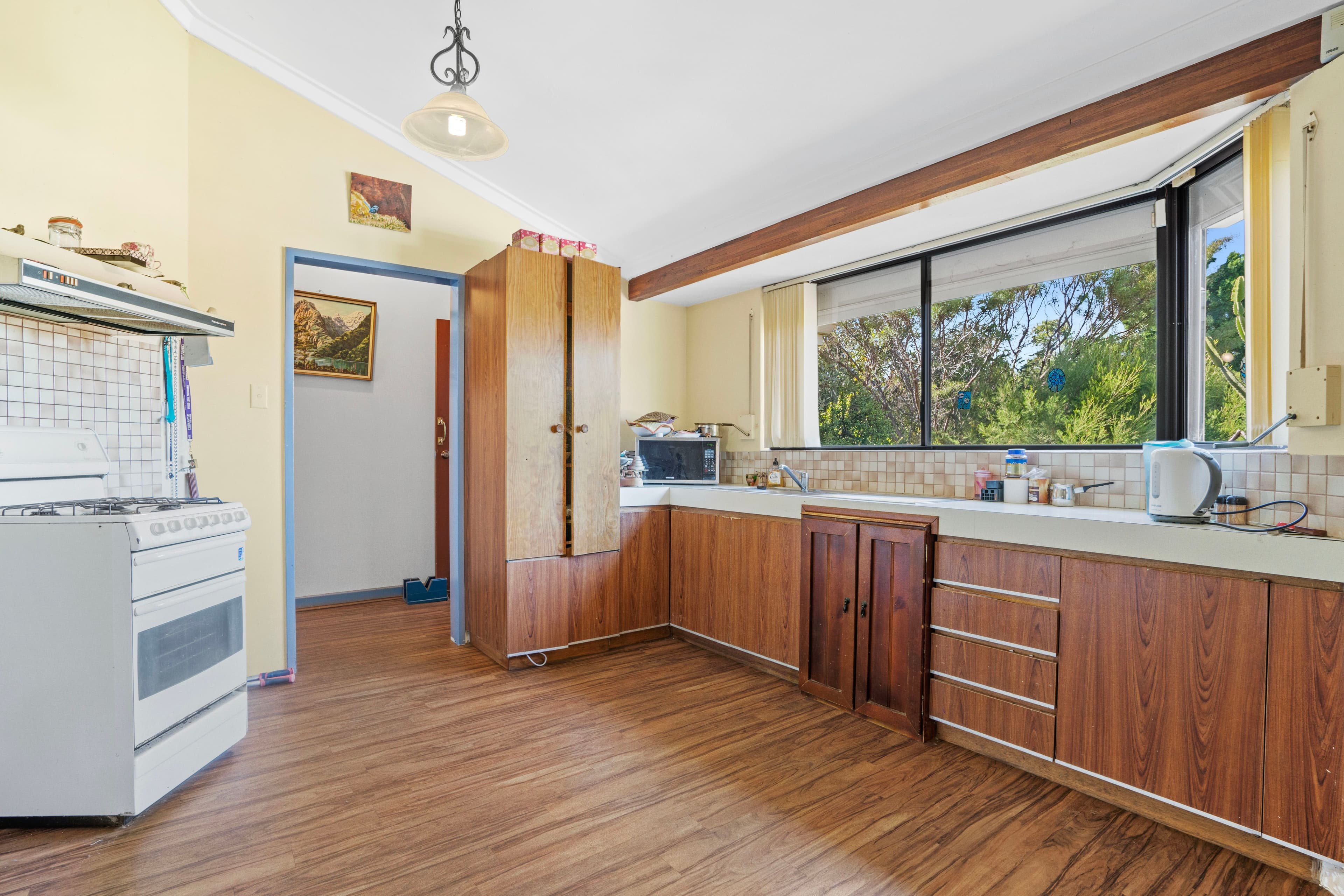 25 Grovelands Drive, Camillo WA 6111, Camillo - Thumbnail 3