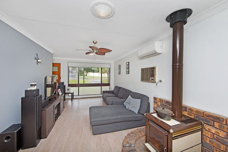 85 Albatross Road, BERKELEY VALE NSW 2261, Berkeley Vale - Thumbnail 2