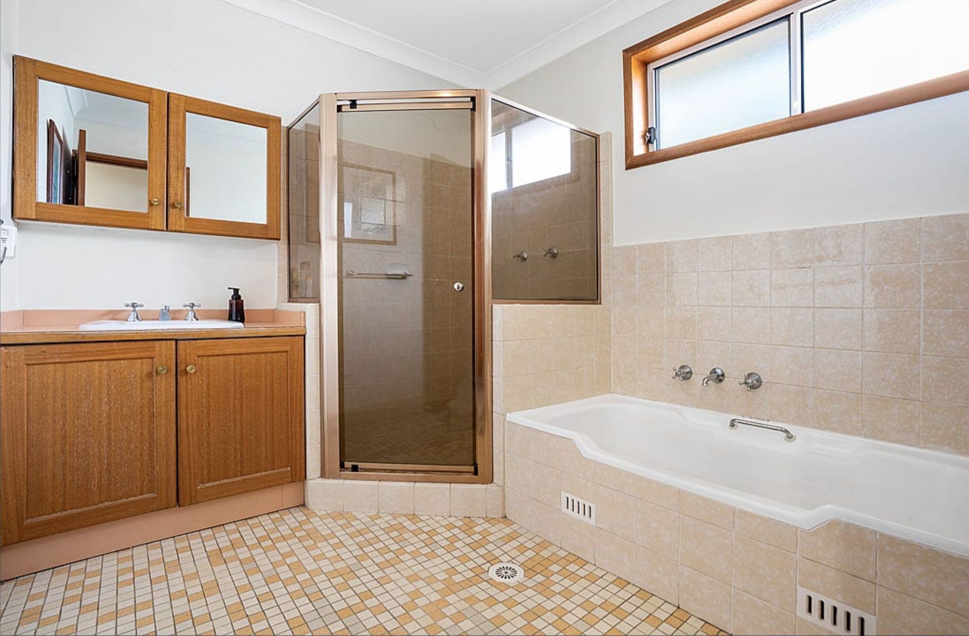 8 Edwin Place, Liverpool NSW 2170, Liverpool - Thumbnail 6
