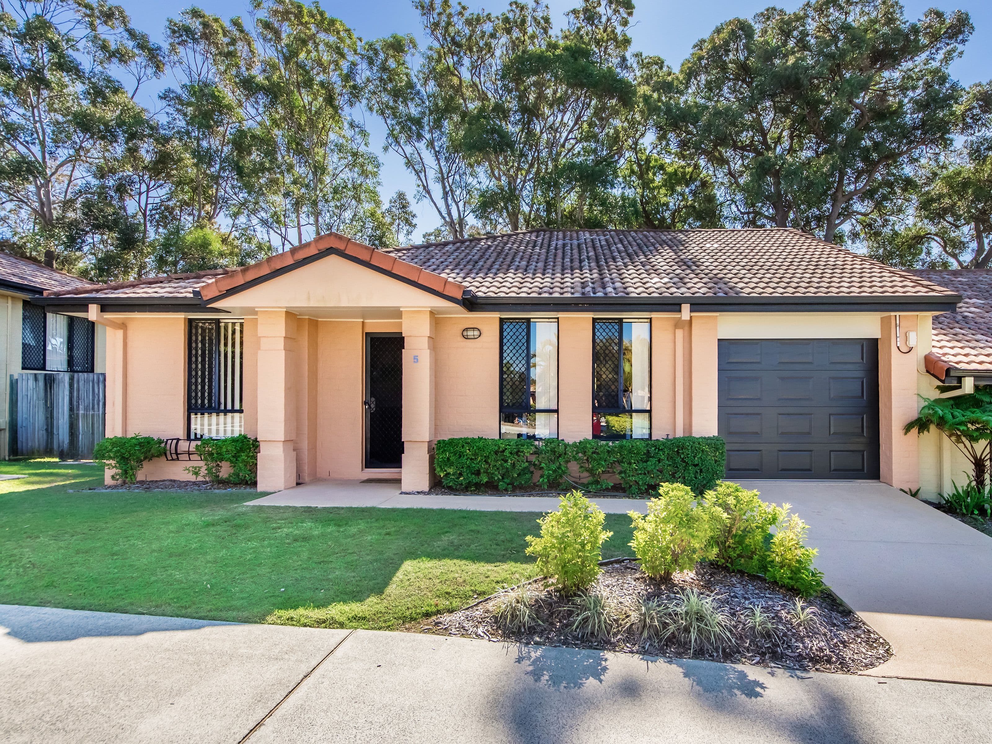 20 Brown Street, Labrador QLD 4215, Labrador - Image 1