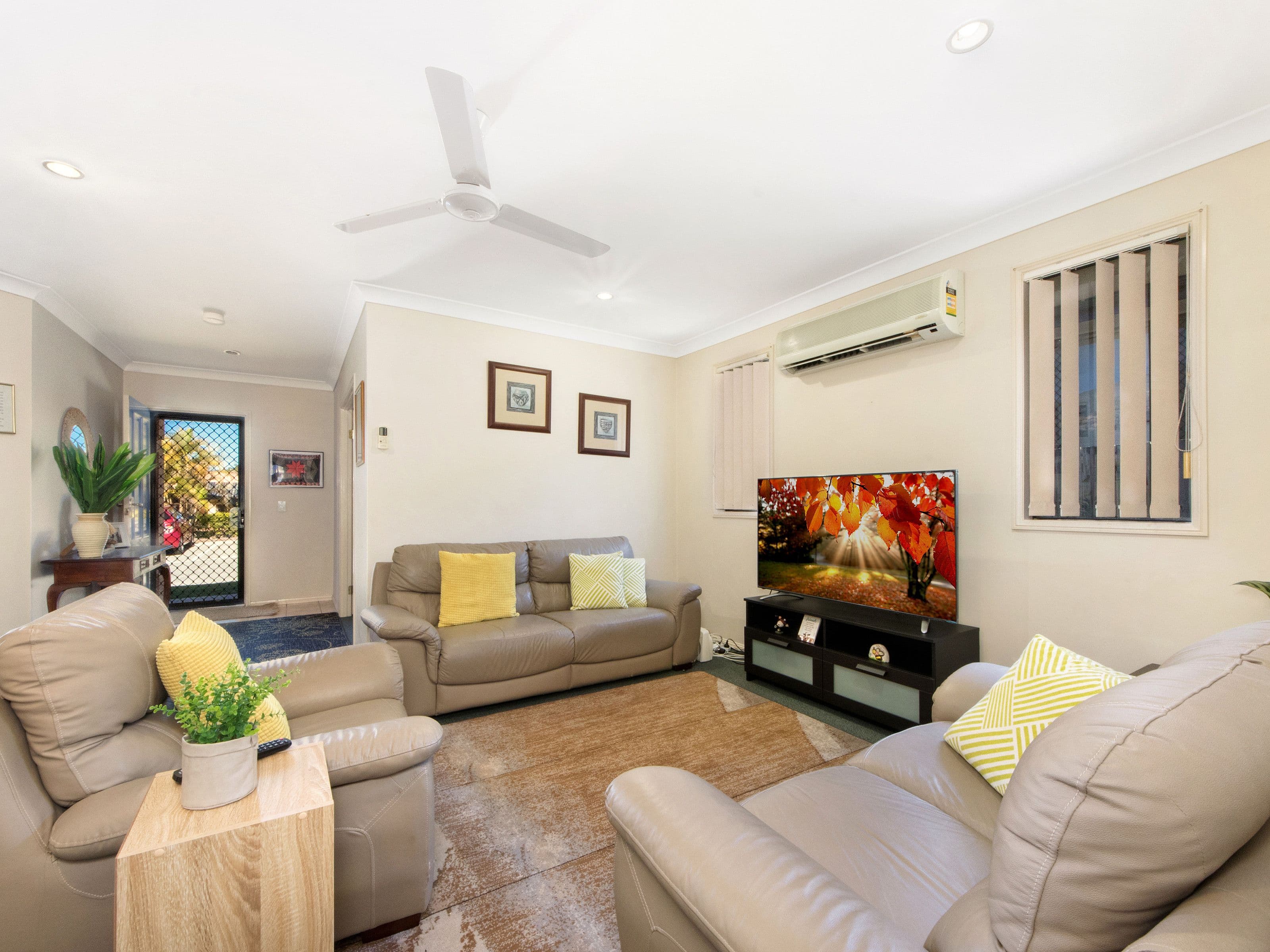 20 Brown Street, Labrador QLD 4215, Labrador - Thumbnail 3