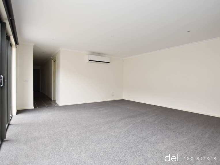 40 Steven Street, Dandenong, Dandenong - Thumbnail 2