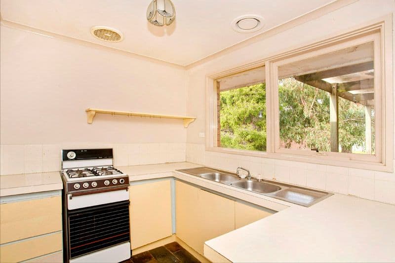22 Kyema Drive, LARA VIC 3212, Lara - Thumbnail 2