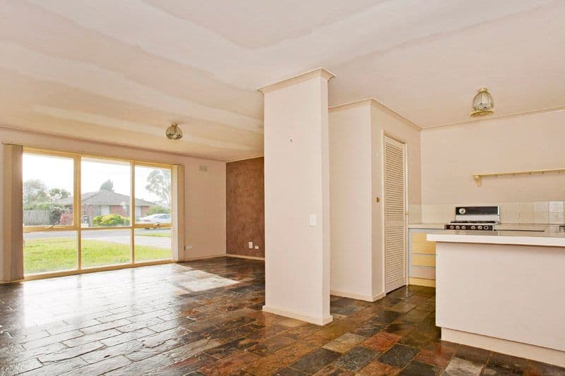 22 Kyema Drive, LARA VIC 3212, Lara - Thumbnail 3