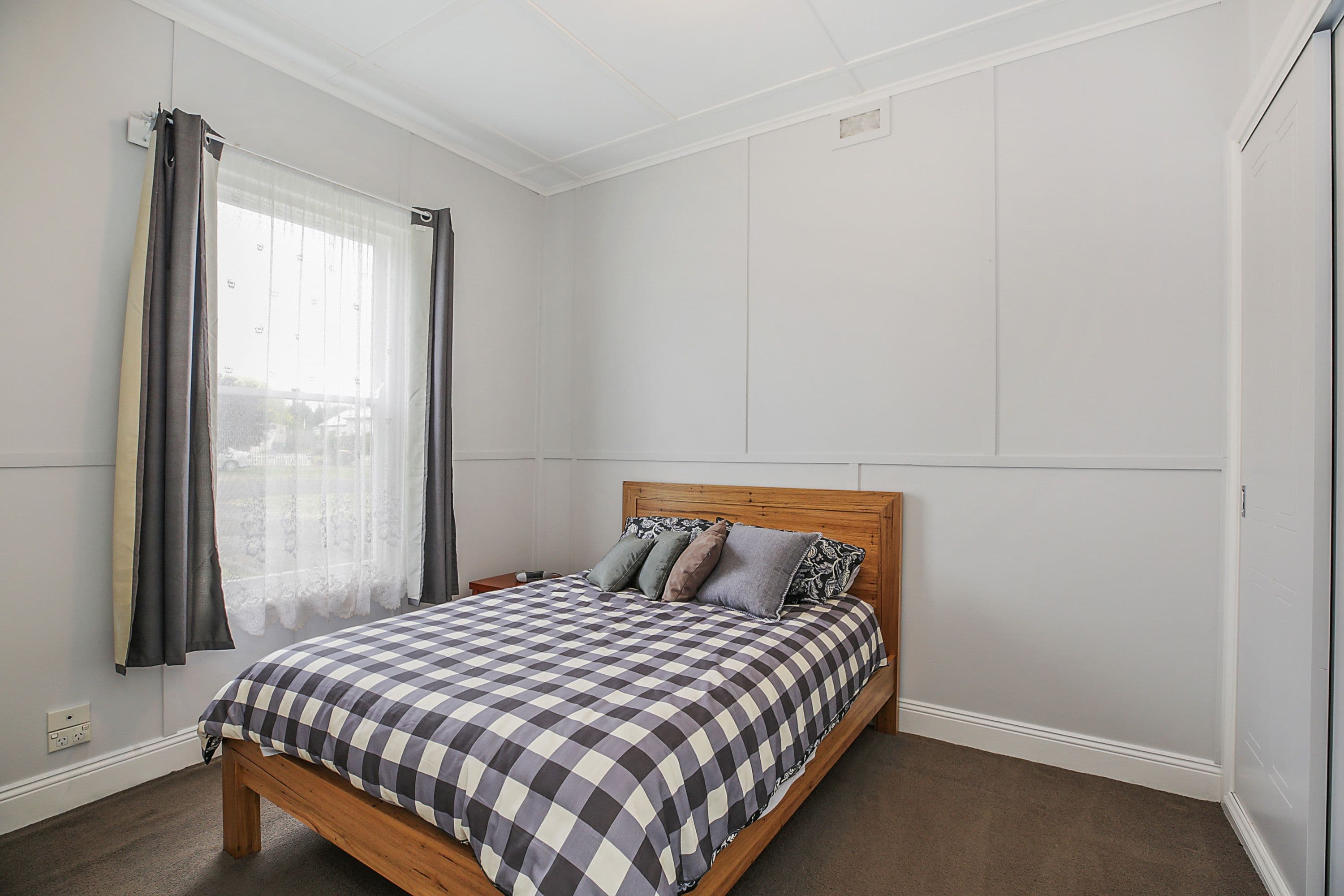 20 Lawrence Street, Camperdown VIC 3260, Camperdown - Thumbnail 7
