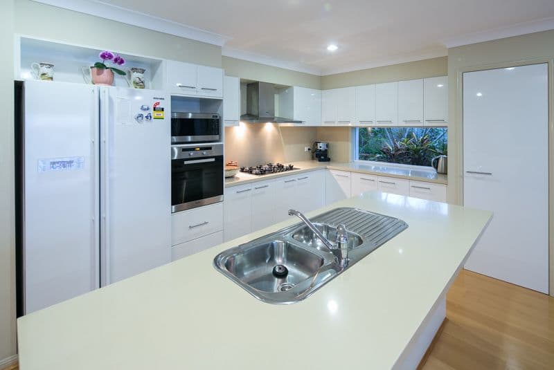 61 Compass Drive, BIGGERA WATERS QLD 4216, Biggera Waters - Thumbnail 5