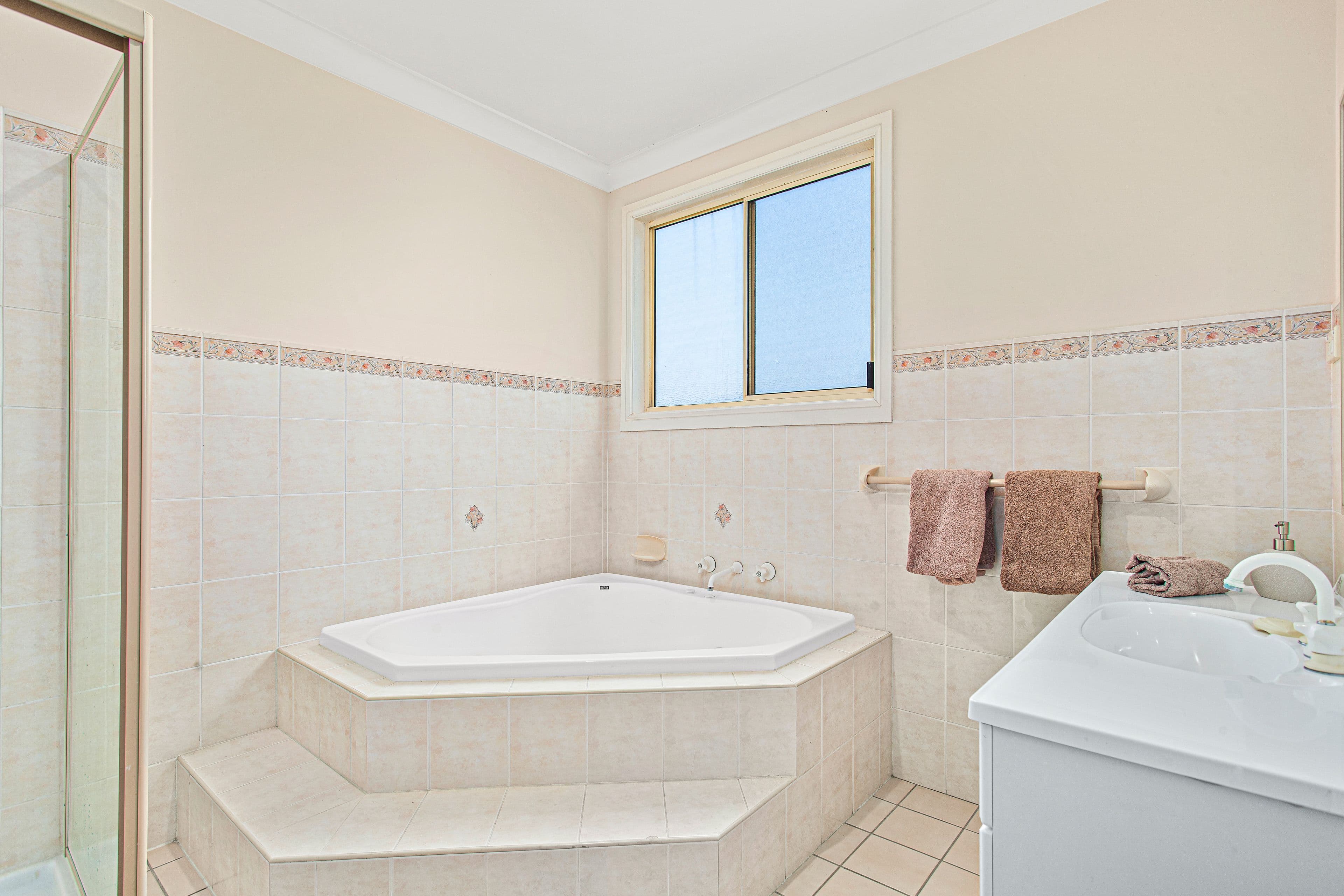 51 Reddall Parade, Lake Illawarra - Thumbnail 7