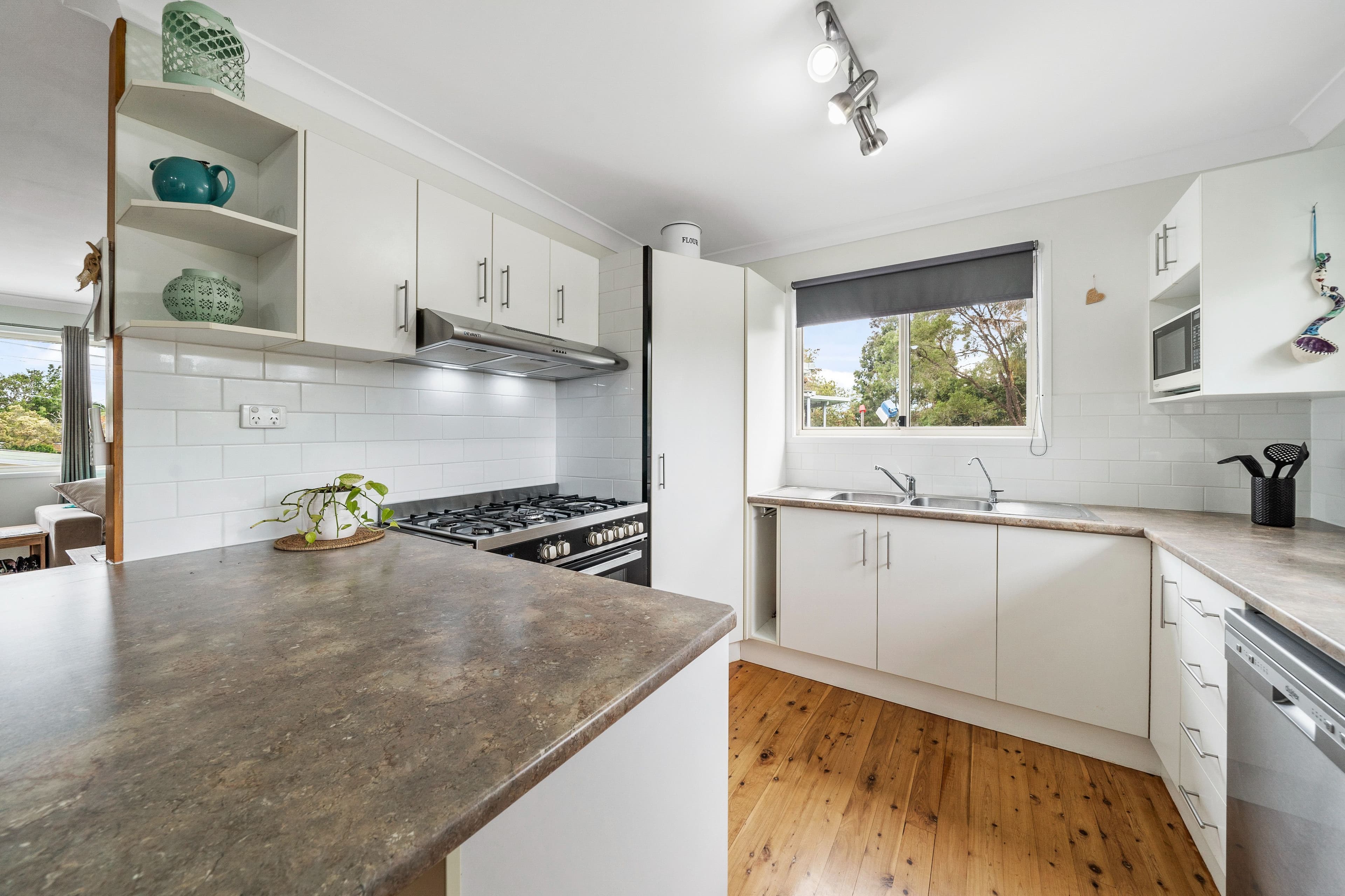 16 Magra Court, Eagleby QLD 4207, Eagleby - Thumbnail 5