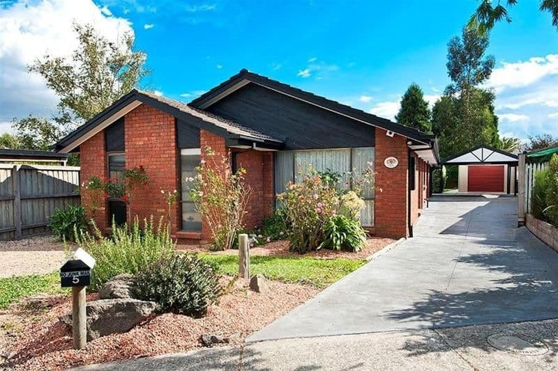 5 Layton Place, MILL PARK VIC 3082, Mill Park - Image 1