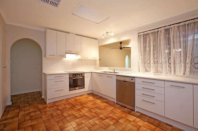 13 Bounty Road, HALLETT COVE SA 5158, Hallett Cove - Thumbnail 5