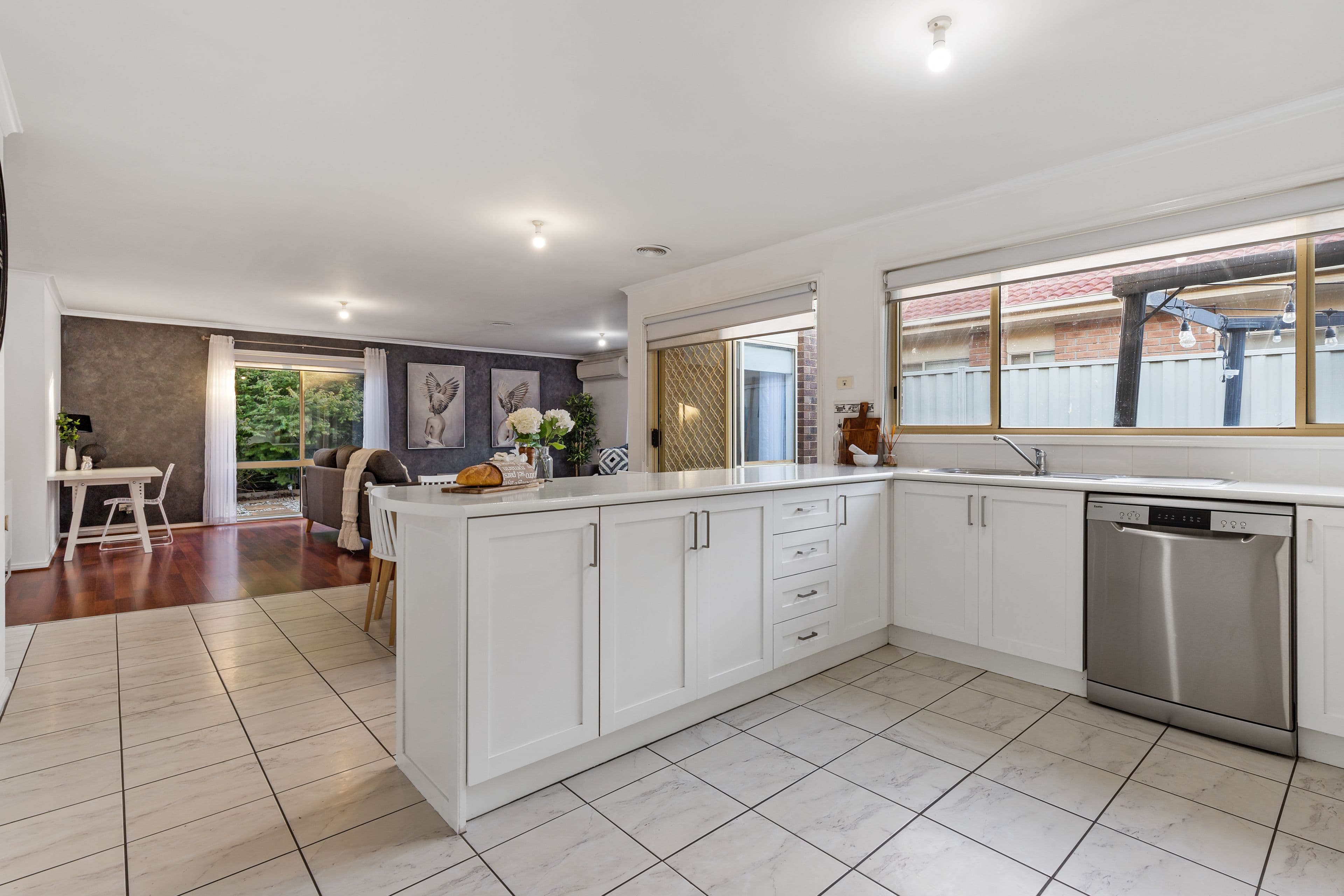 2 Belair Court, Caroline Springs VIC 3023, Caroline Springs - Thumbnail 5