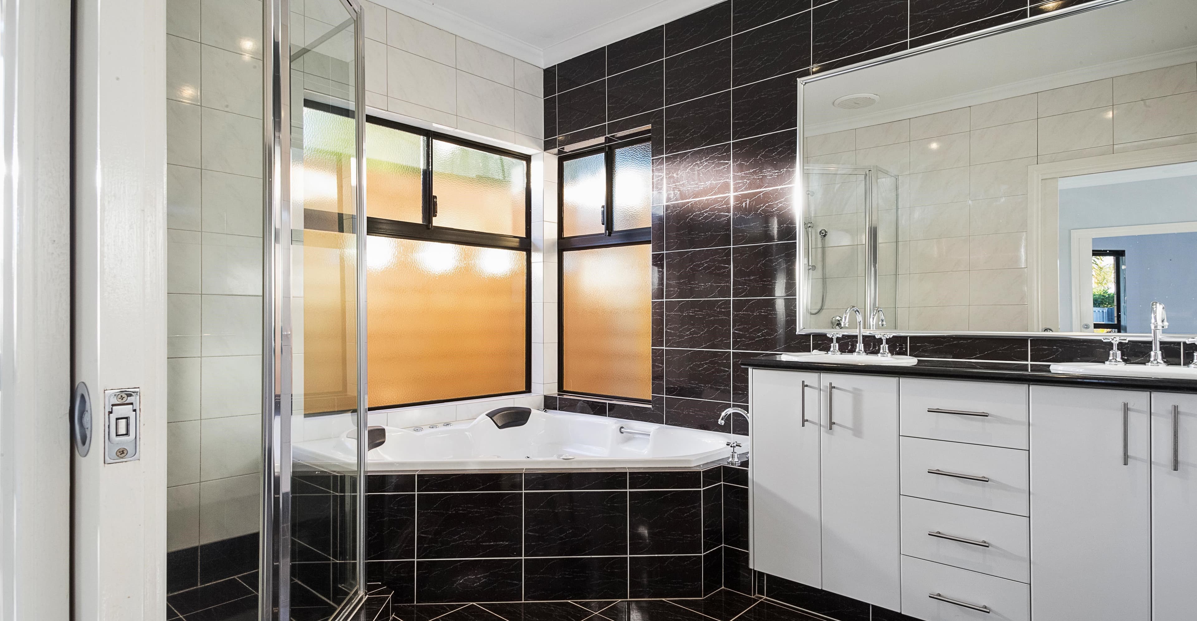 20 Treetop Crescent, Nickol WA 6714, Nickol - Thumbnail 3