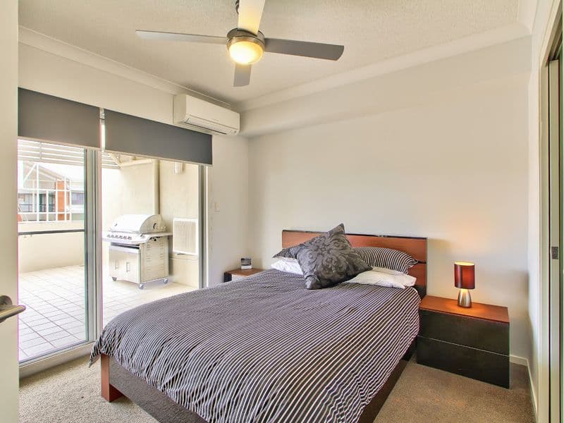 915 Stanley Street, WOOLLOONGABBA QLD 4102, Woolloongabba - Thumbnail 5