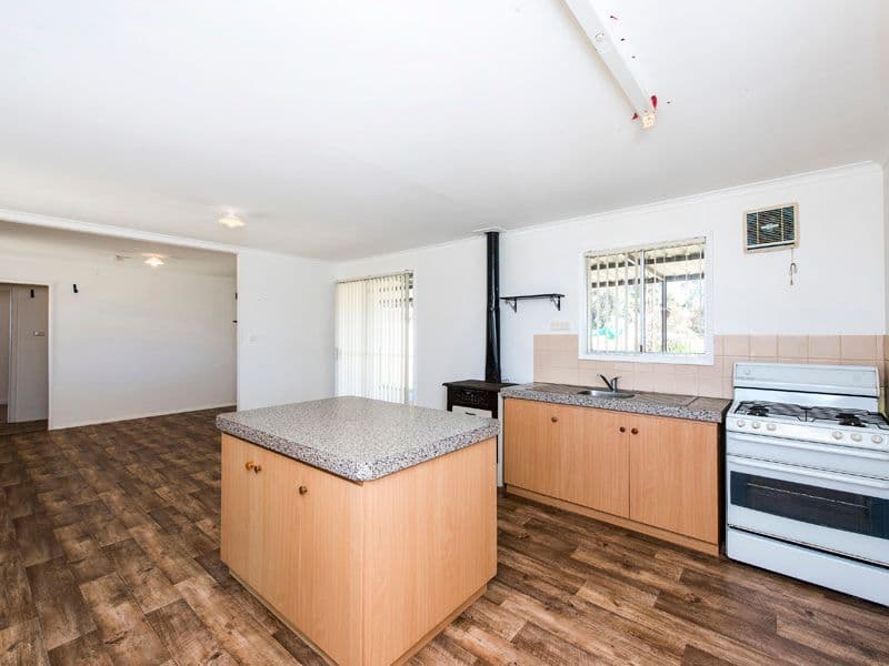 3 Mortimer Street, Gingin WA 6503, Gingin - Thumbnail 3