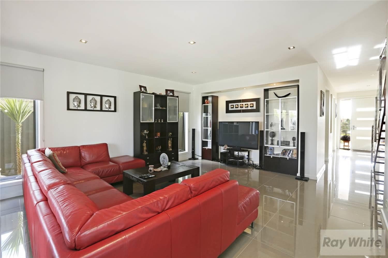 114 Eastlakes Boulevard, Lara VIC 3212, Lara - Thumbnail 3