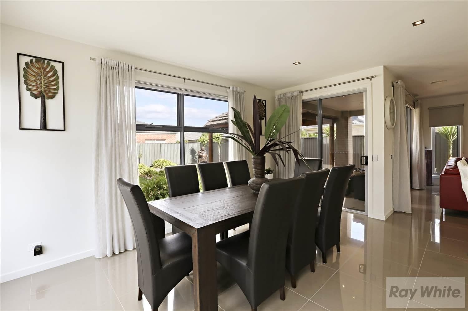 114 Eastlakes Boulevard, Lara VIC 3212, Lara - Thumbnail 5