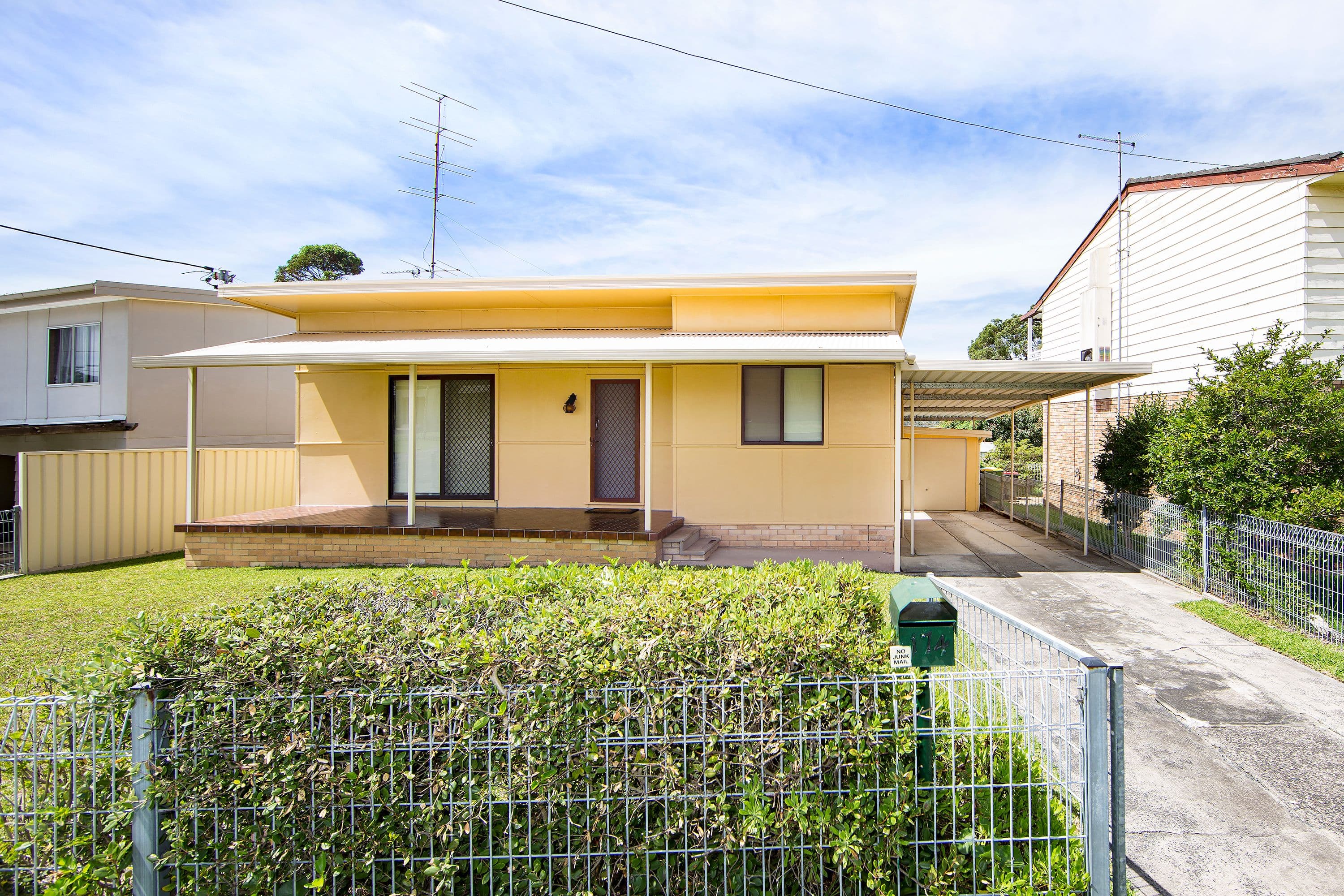 174 Winbin Crescent, Gwandalan NSW 2259, Gwandalan - Thumbnail 2