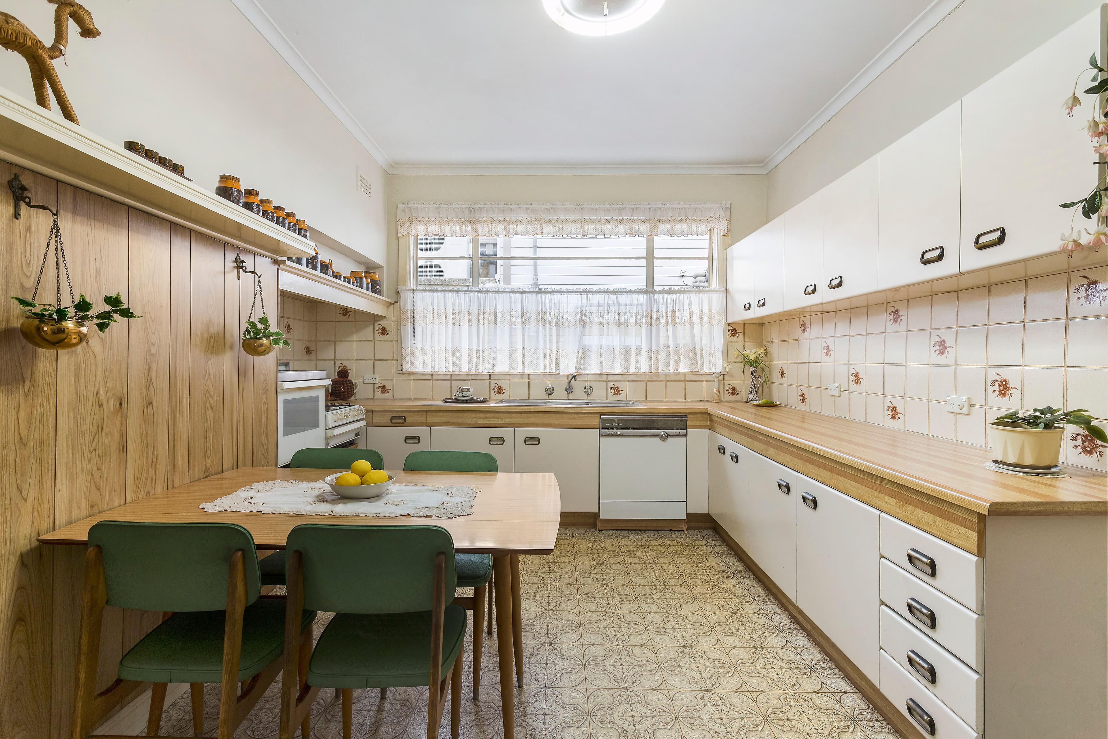 16 Ferntree Gully Road, Oakleigh East VIC 3166, Oakleigh East - Thumbnail 3