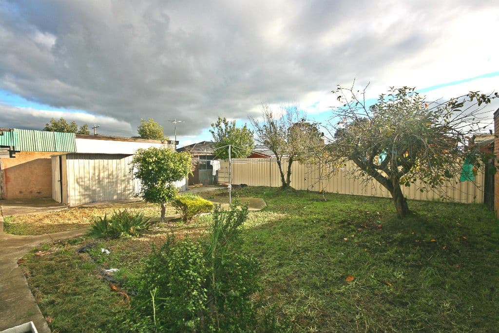 5 Cobham Street, ST ALBANS VIC 3021, St Albans - Thumbnail 3