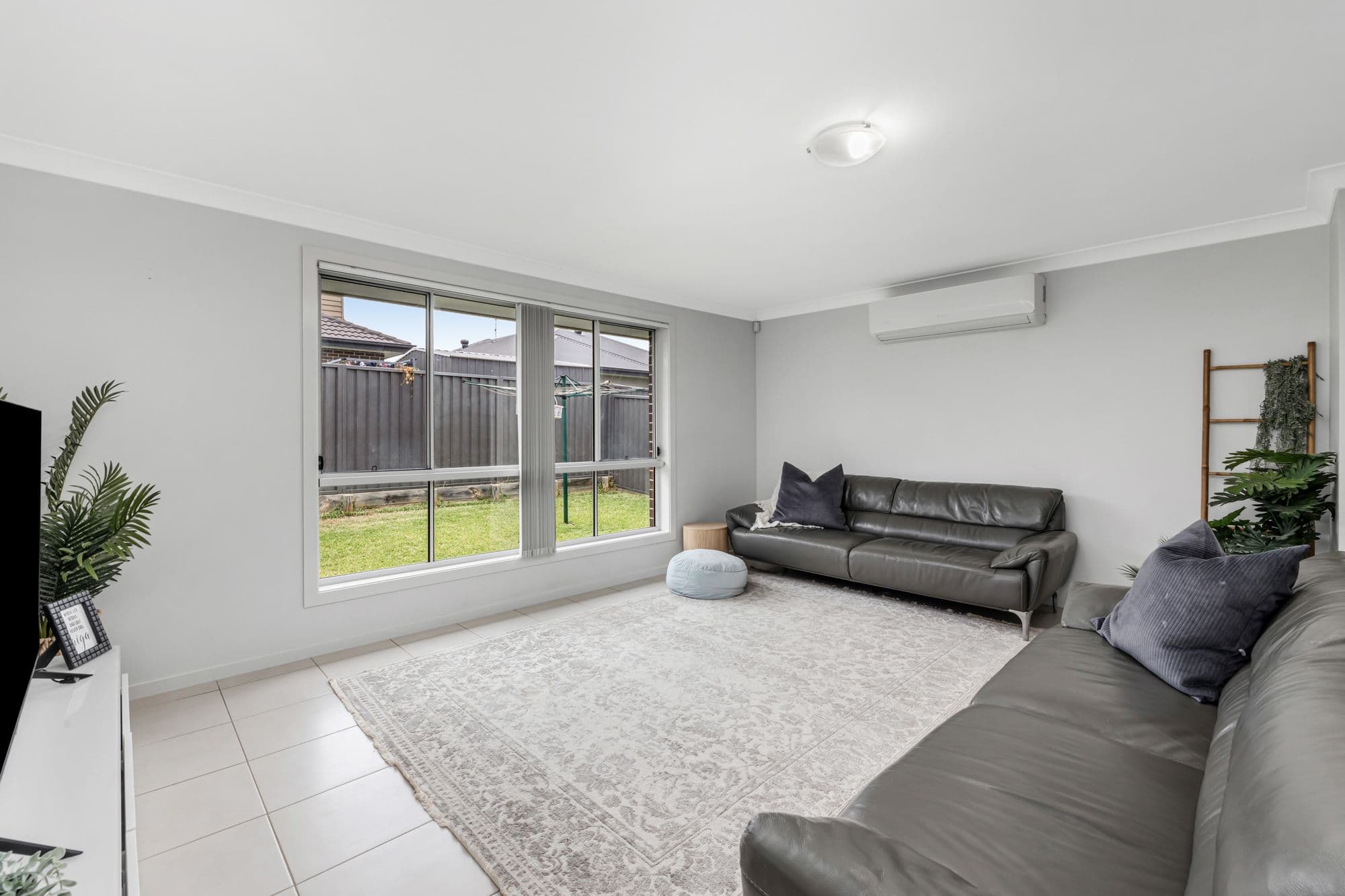 6 Treeview Place, Glenmore Park NSW 2745, Glenmore Park - Thumbnail 4