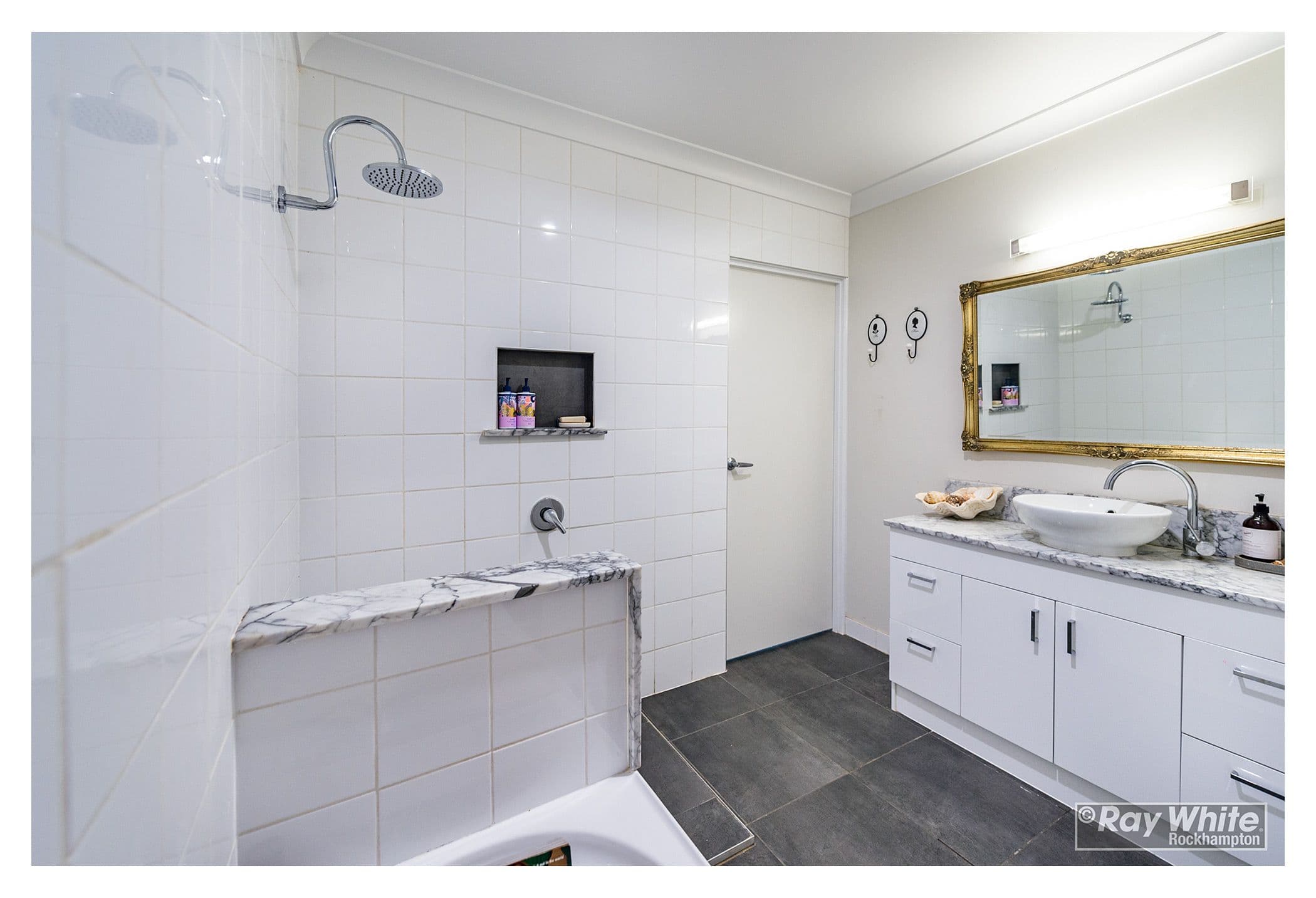 293 Berserker Street, Berserker QLD 4701, Berserker - Thumbnail 8