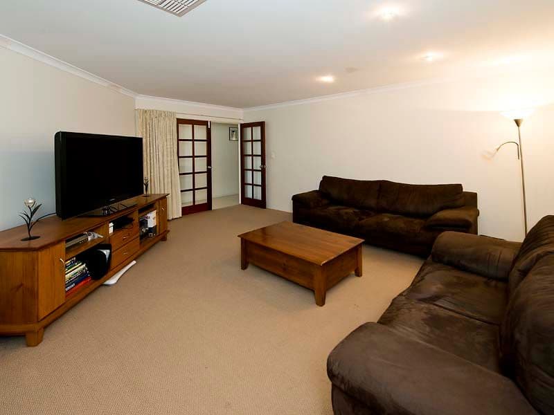 54 Ashmore Avenue, CANNING VALE WA 6155, Canning Vale - Thumbnail 6