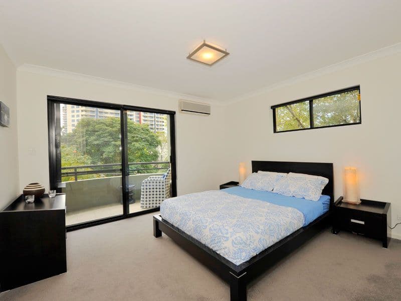 39 Cairns Street, KANGAROO POINT QLD 4169, Kangaroo Point - Thumbnail 3