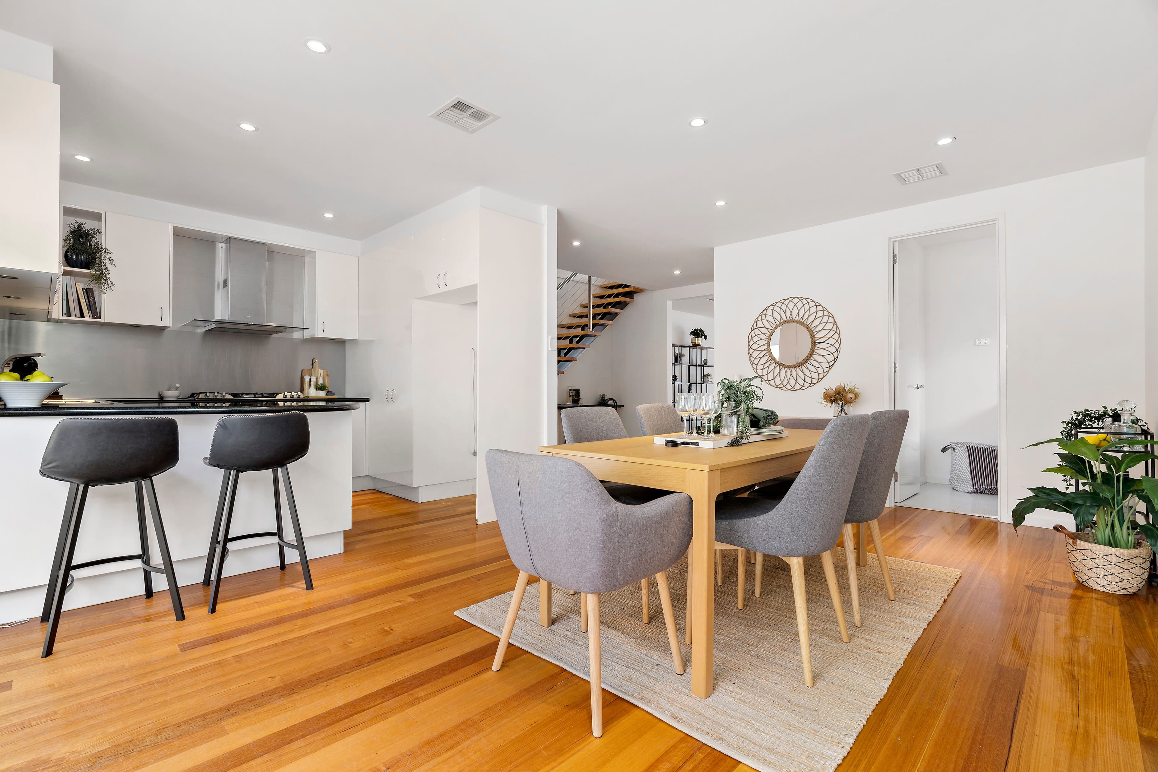 22 Ruabon Road, Toorak VIC 3142, Toorak - Thumbnail 4