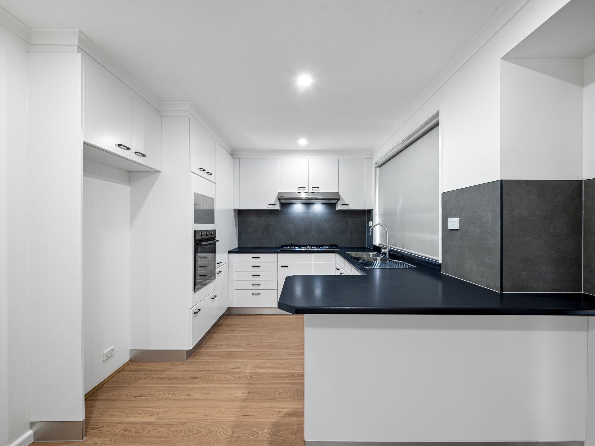 10 Parma Crescent, St Helens Park NSW 2560, St Helens Park - Thumbnail 5