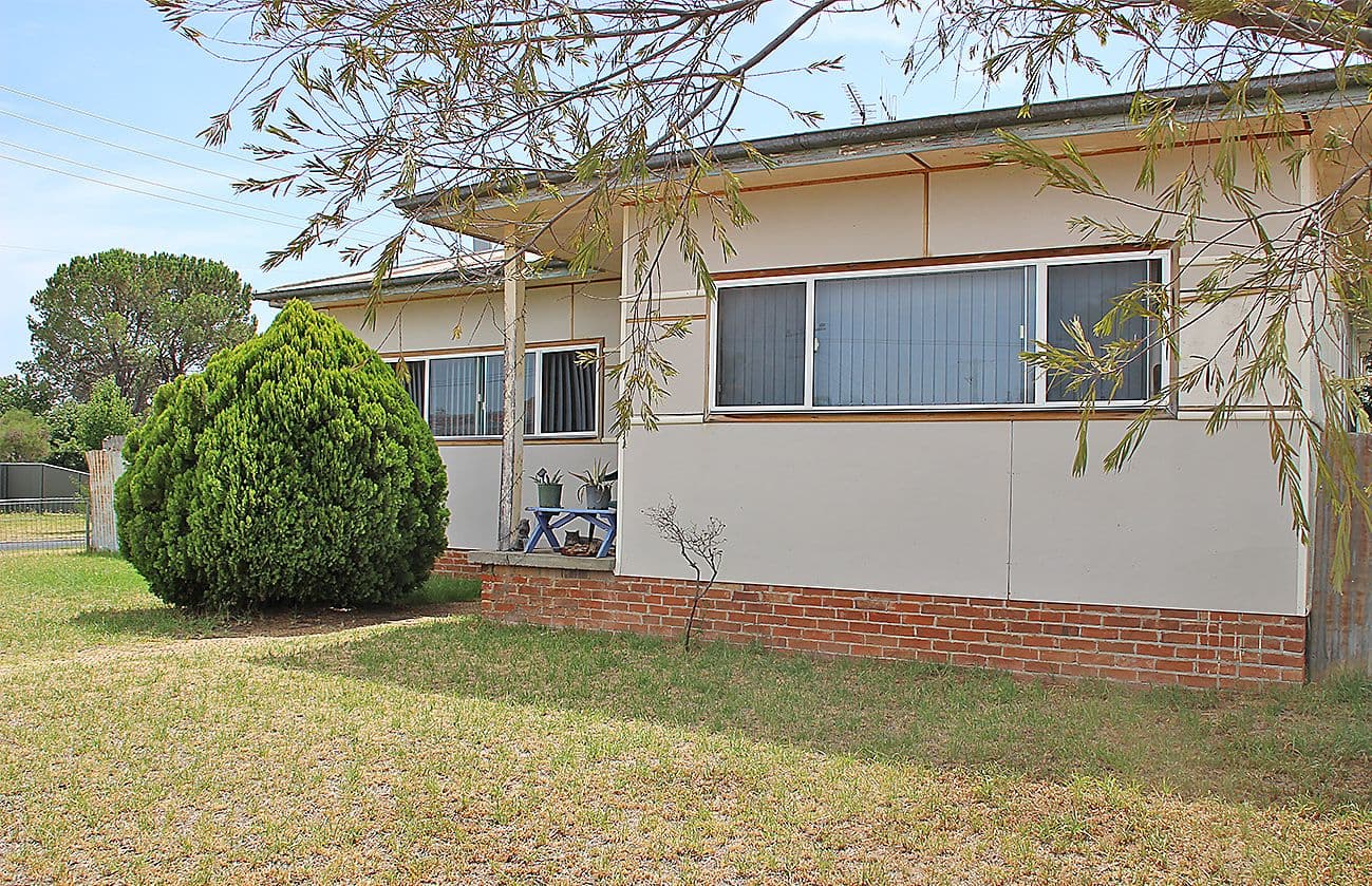 19 Charles Street, Coonabarabran - Image 1