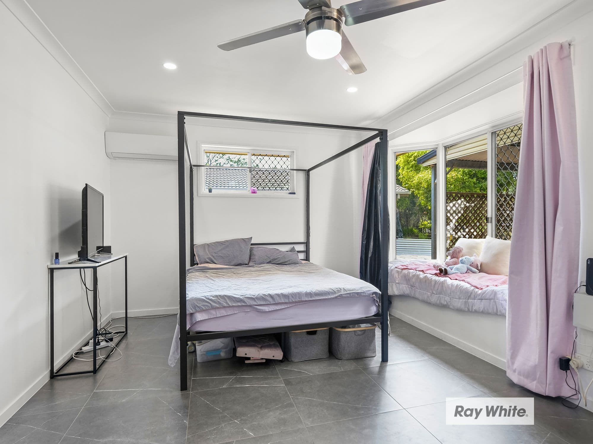 81 David Street, North Booval QLD 4304, North Booval - Thumbnail 2