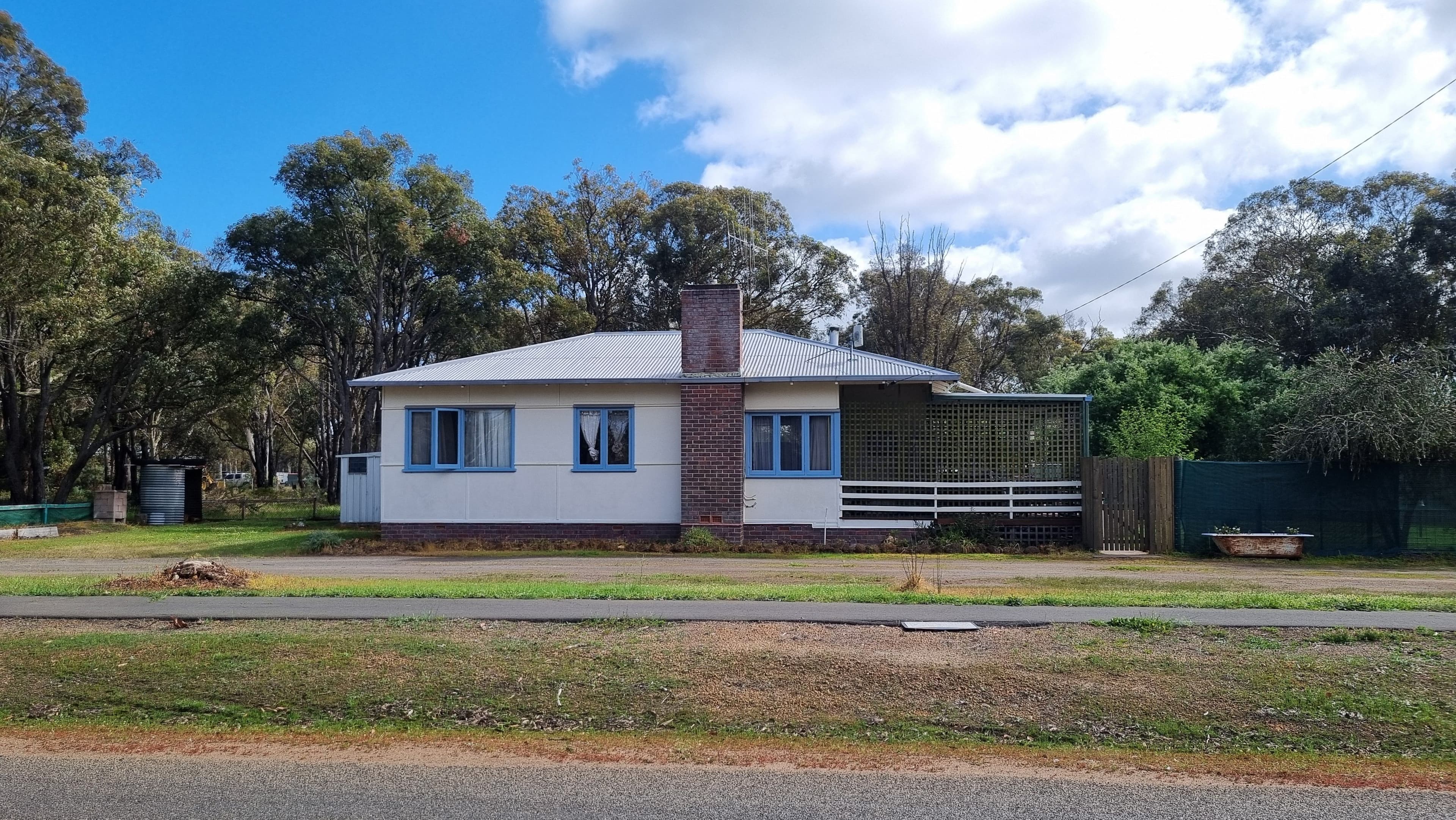 42 Second Avenue, Kendenup WA 6323, Kendenup - Thumbnail 2