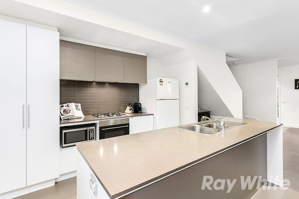 6 Selhurst Park Road, Mulgrave VIC 3170, Mulgrave - Thumbnail 5