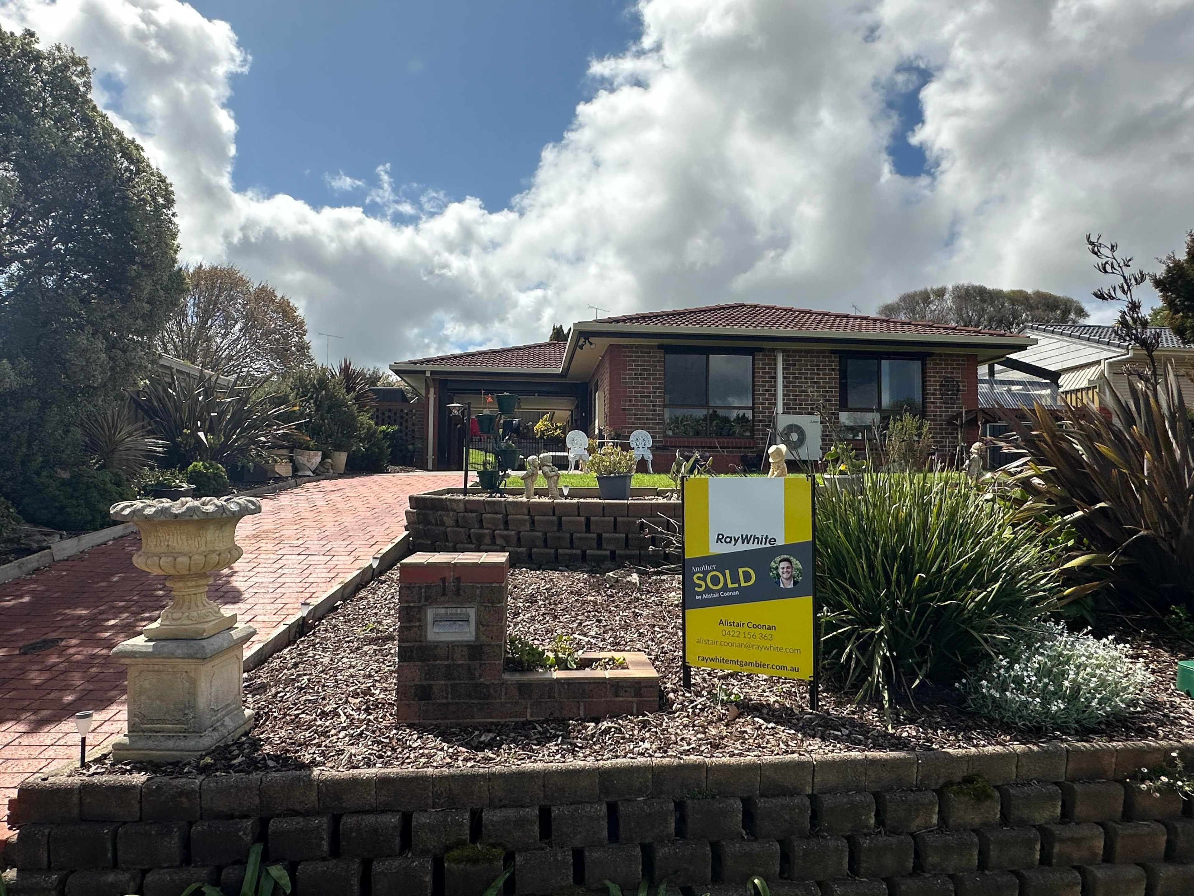 11 Kingsley Court, Mount Gambier SA 5290, Mount Gambier - Image 1