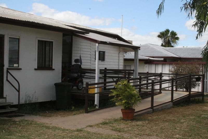 40 Bowen Street, ROMA QLD 4455, Roma - Thumbnail 3