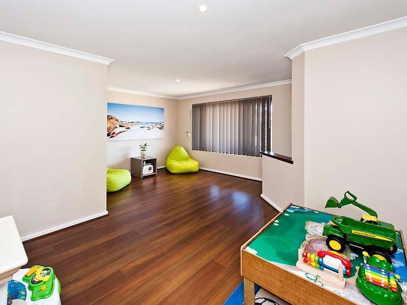 91 La Spezia Drive, SECRET HARBOUR WA 6173, Secret Harbour - Thumbnail 4