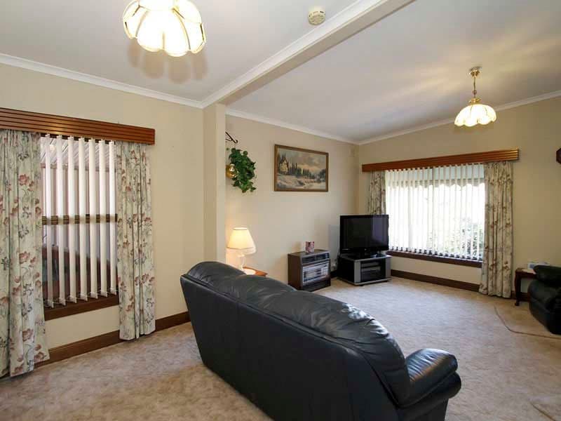 24 Kurandah Street, O'SULLIVAN BEACH SA 5166, O'Sullivan Beach - Thumbnail 2