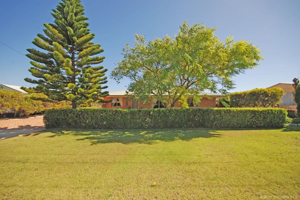 12 Elizabeth Way, Jurien Bay WA 6516, Jurien Bay - Thumbnail 2