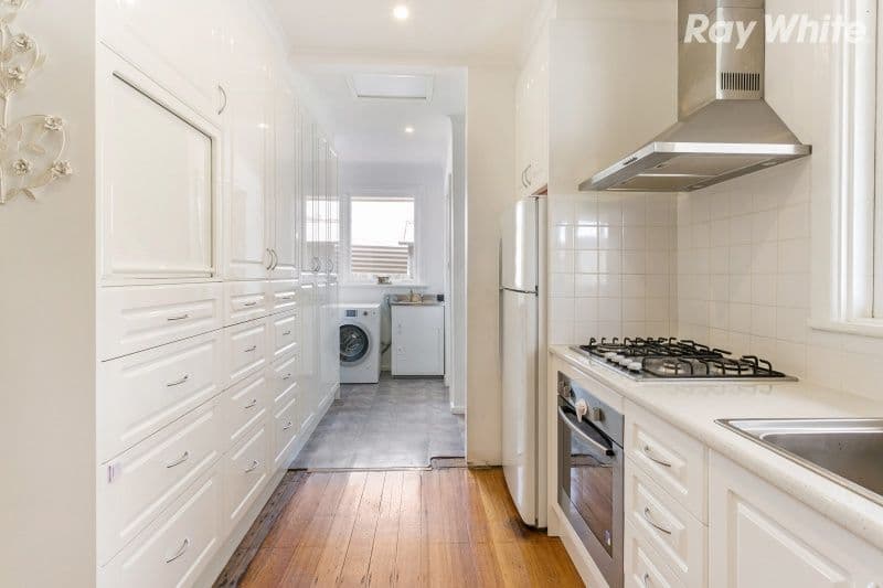 12 Taranto Drive, Noble Park VIC 3174, Noble Park - Thumbnail 2