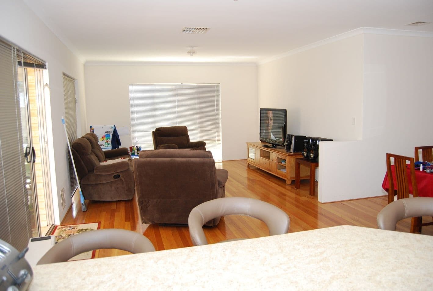 34 Reigate Street, GOSNELLS WA 6110, Gosnells - Thumbnail 3